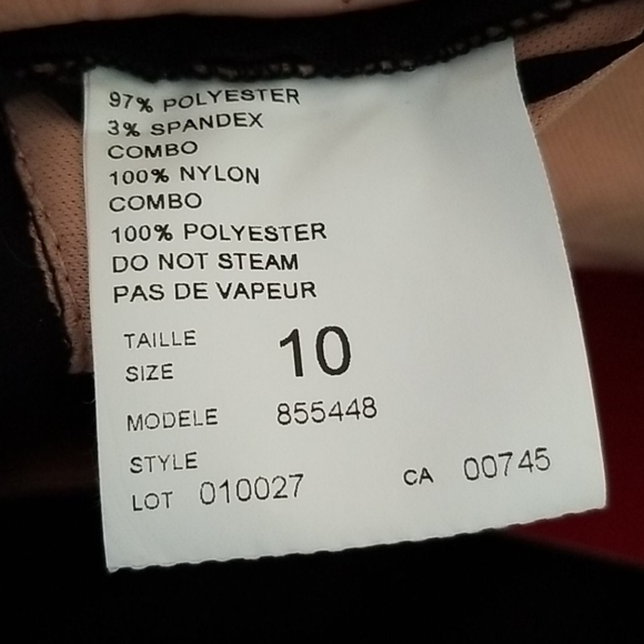 NWT- JS Collections Halter Top - Picture 4 of 6